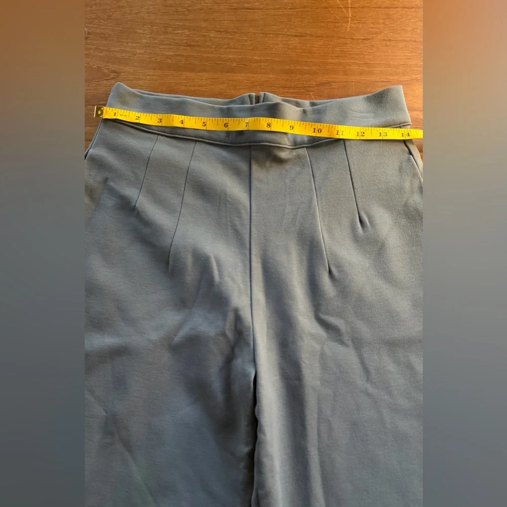 High-Waist Slim Fit Women's Pants in Gray - Picture 5 of 8